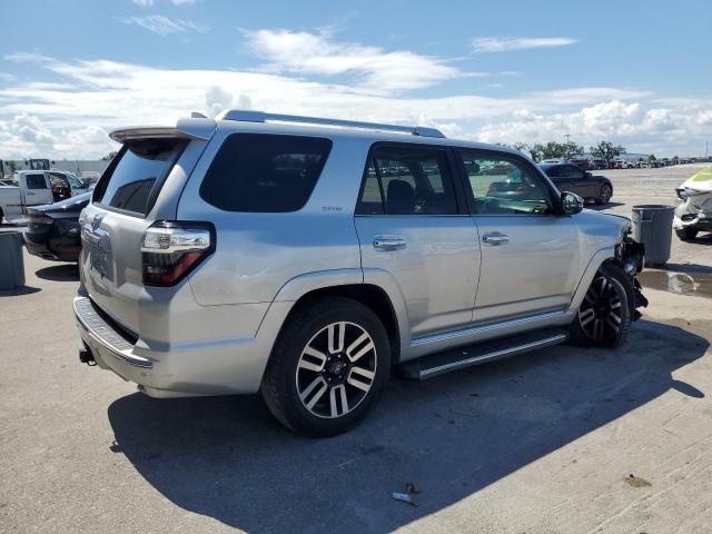 Photo 3 from auction – 2018 TOYOTA 4RUNNER SR with VIN JTEZU5JR9J5184814