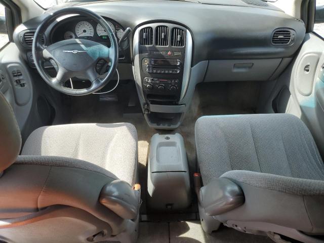 Photo 8 from auction – 2005 CHRYSLER TOWN & COU with VIN 2C4GP54L55R508098
