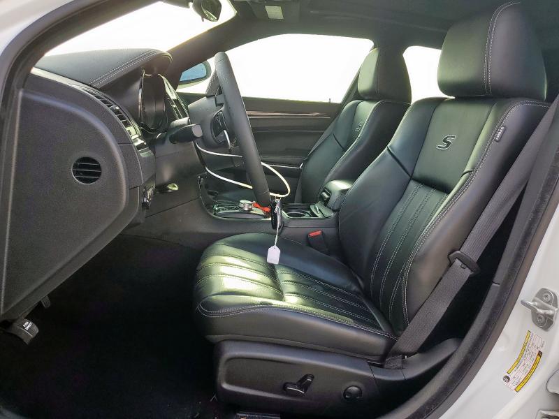 Photo 7 from auction – 2023 CHRYSLER 300 S with VIN 2C3CCABGXPH676776