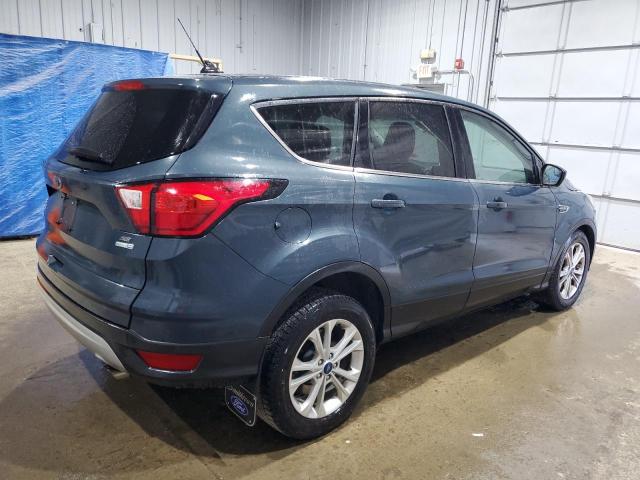 Photo 3 from auction – 2019 FORD ESCAPE SE with VIN 1FMCU9GD7KUB42335