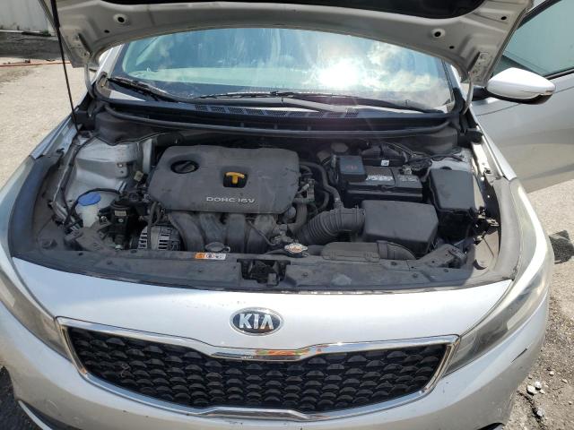 Photo 11 from auction – 2017 KIA FORTE LX with VIN 3KPFK4A70HE039021