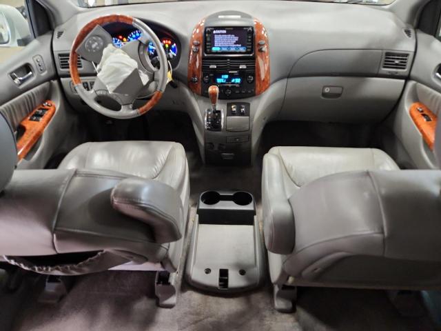 Photo 8 from auction – 2006 TOYOTA SIENNA XLE with VIN 5TDBA22C36S071093