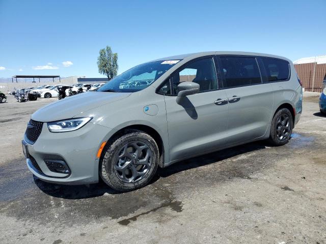 CHRYSLER PACIFICA H 2022 with VIN 2C4RC1L71NR134672 - Photo from auction