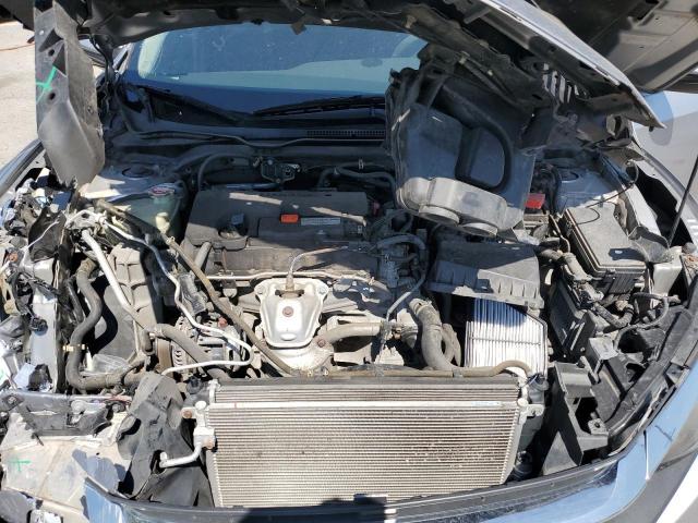 Photo 11 from auction – 2017 HONDA CIVIC LX with VIN 19XFC2F57HE041051