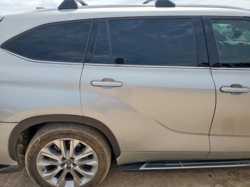 Photo 11 from auction – 2020 TOYOTA HIGHLANDER with VIN 5TDYZRAH9LS027605