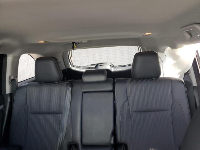 Photo 10 from auction – 2018 TOYOTA HIGHLANDER with VIN 5TDBZRFH4JS890548