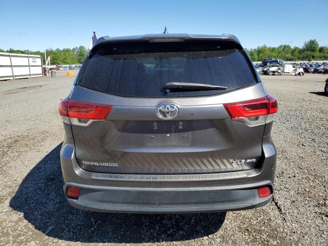 Photo 6 from auction – 2018 TOYOTA HIGHLANDER with VIN 5TDJZRFH6JS547235