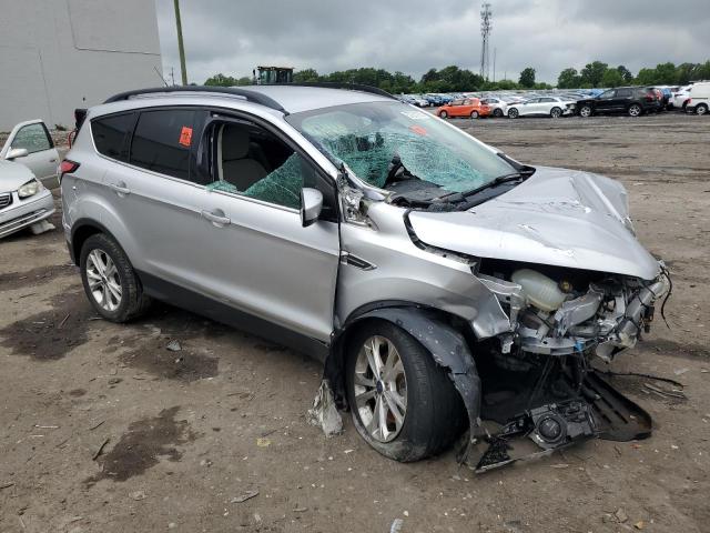 Photo 4 from auction – 2018 FORD ESCAPE SE with VIN 1FMCU9GD5JUC13207