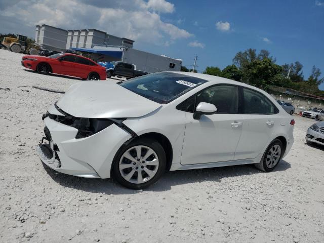 TOYOTA COROLLA LE 2024 with VIN JTDBCMFE0RJ028589 - Photo from auction