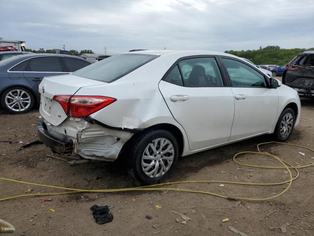 Photo 3 from auction – 2017 TOYOTA COROLLA L with VIN 5YFBURHE3HP677823