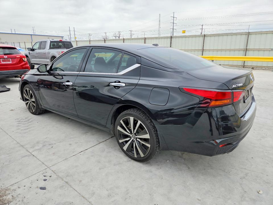 Photo 2 from auction – 2021 NISSAN ALTIMA with VIN 1N4BL4FW3MN386236