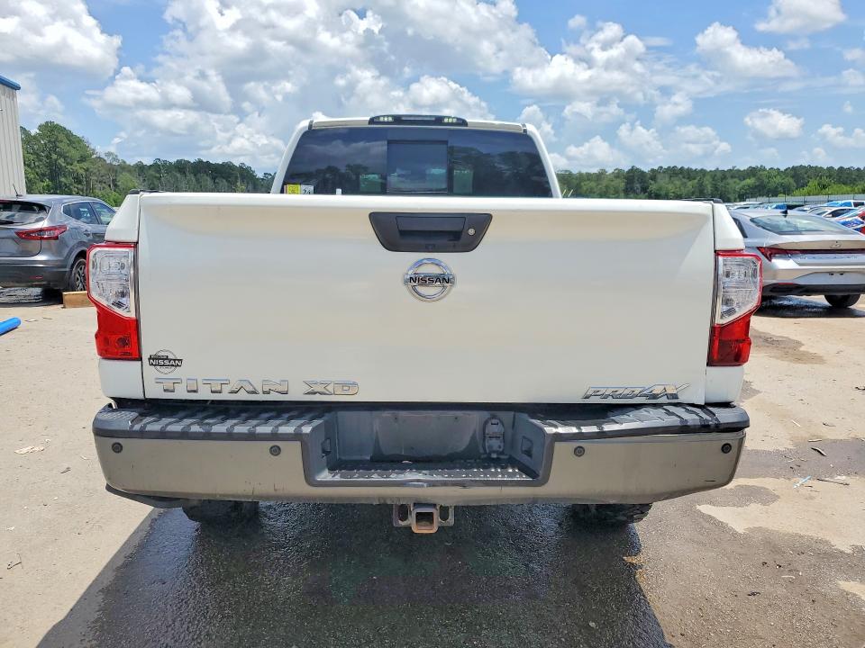 Снимка 6 от търг – 2019 NISSAN TITAN XD с VIN 1N6BA1F49KN532839