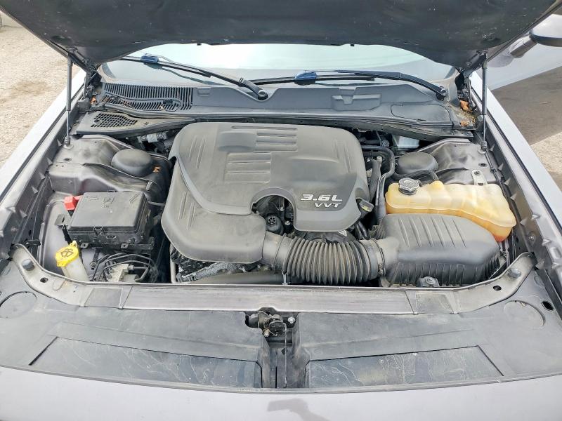Photo 11 from auction – 2019 DODGE CHALLENGER with VIN 2C3CDZAGXKH649888
