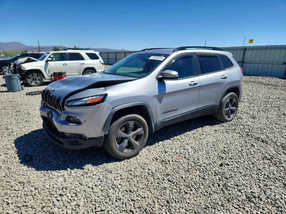 JEEP CHEROKEE 2016 مع رقم تعريف المركبة 1C4PJMCS9GW191540 - صورة من المزاد