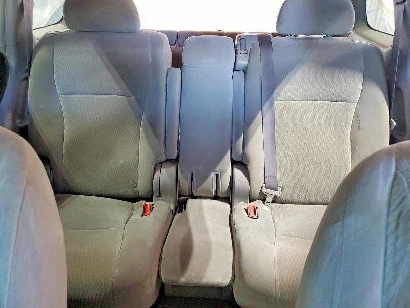 Photo 10 from auction – 2010 TOYOTA HIGHLANDER with VIN 5TDBK3EH9AS006297
