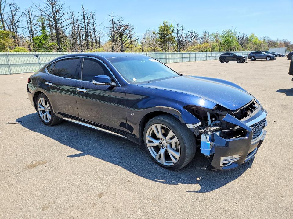 Photo 4 from auction – 2016 INFINITI Q70L with VIN JN1BY1PR0GM720643