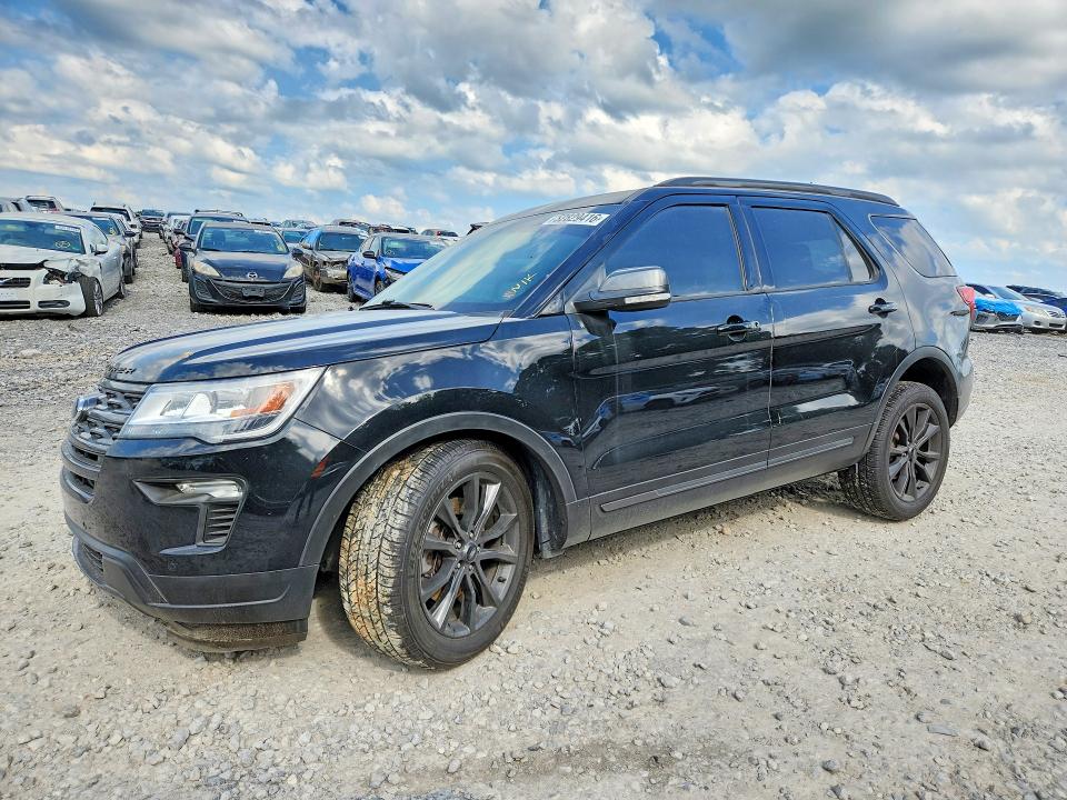 FORD EXPLORER 2018 with VIN 1FM5K7D87JGA02471 - Photo from auction