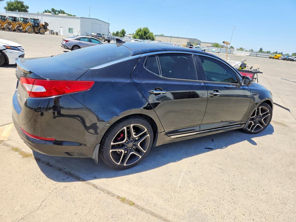 Photo 3 from auction – 2013 KIA OPTIMA with VIN 5XXGR4A66DG172262