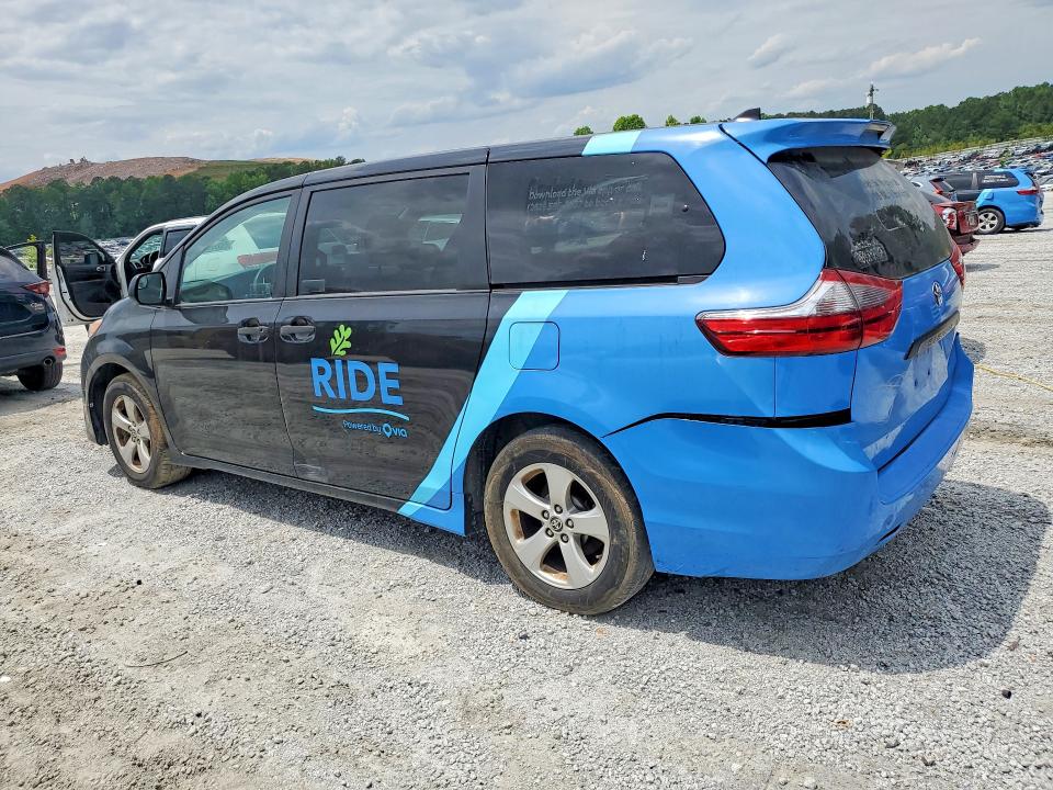 Photo 2 from auction – 2020 TOYOTA SIENNA with VIN 5TDZZ3DCXLS088110