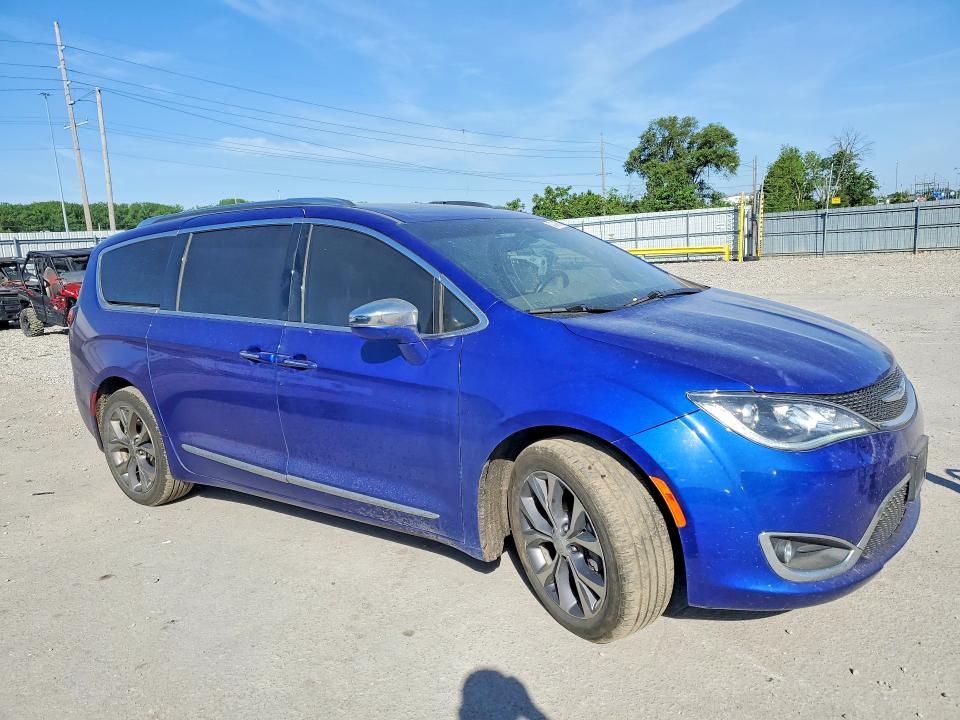 Photo 4 from auction – 2020 CHRYSLER PACIFICA with VIN 2C4RC1GG3LR229936