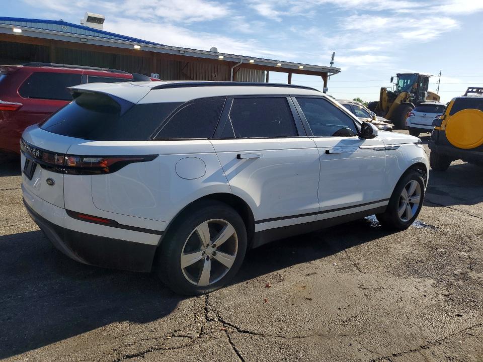 Photo 3 from auction – 2018 LAND ROVER RANGE ROVER VELAR with VIN SALYB2RN7JA772149