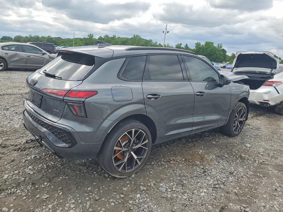 Photo 3 from auction – 2026 AUDI Q3 with VIN WA1ABCFJ2T1033512