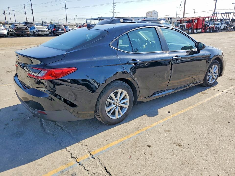 Photo 3 from auction – 2025 TOYOTA CAMRY with VIN 4T1DAACK9SU002841