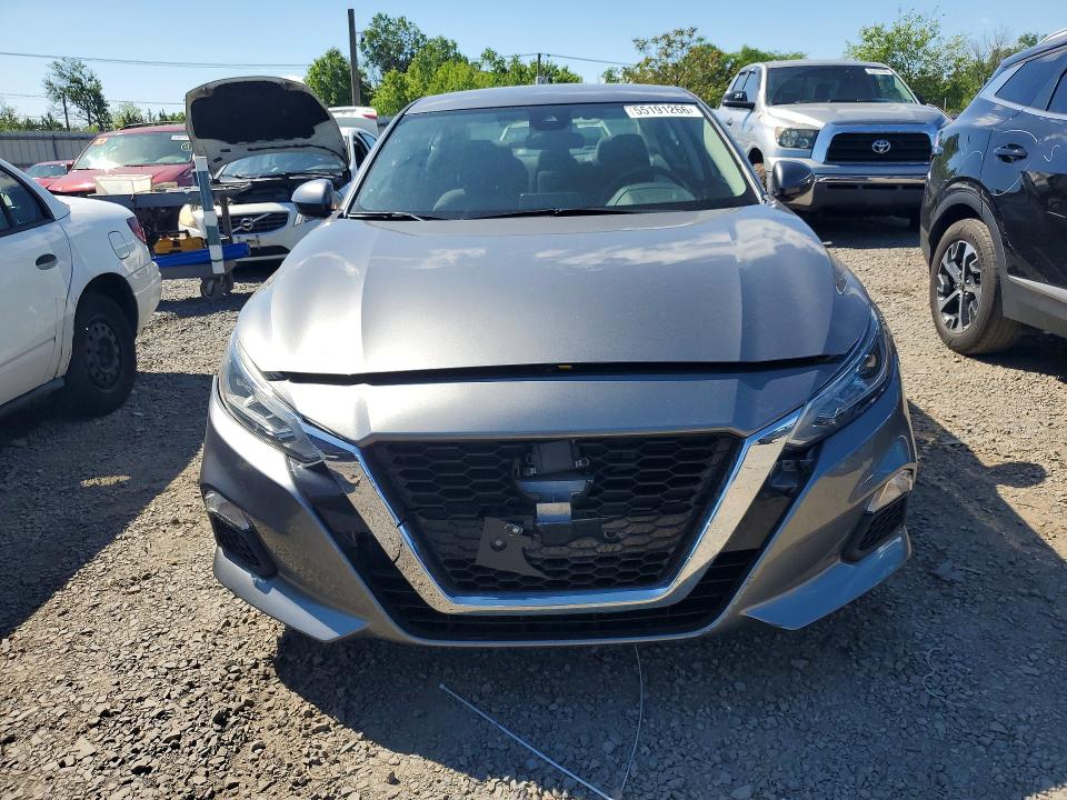Photo 5 from auction – 2022 NISSAN ALTIMA with VIN 1N4BL4DW8NN384129