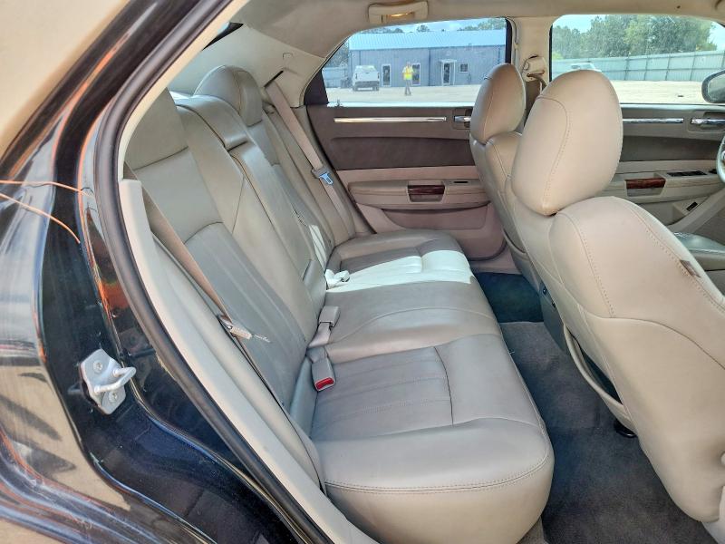 Photo 10 from auction – 2008 CHRYSLER 300C with VIN 2C3LA63H28H219892