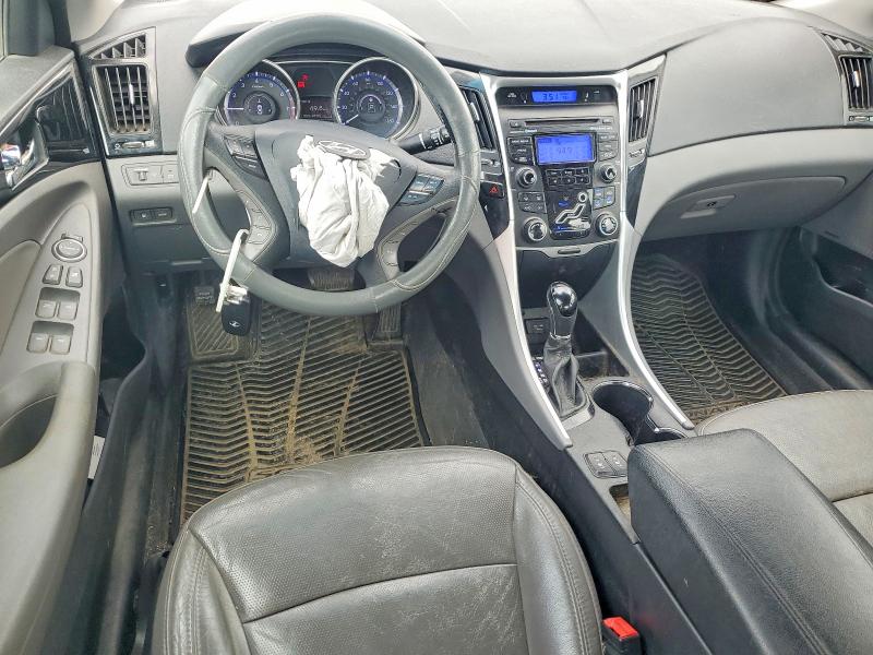 Photo 8 from auction – 2013 HYUNDAI SONATA with VIN 5NPEC4AC7DH614890