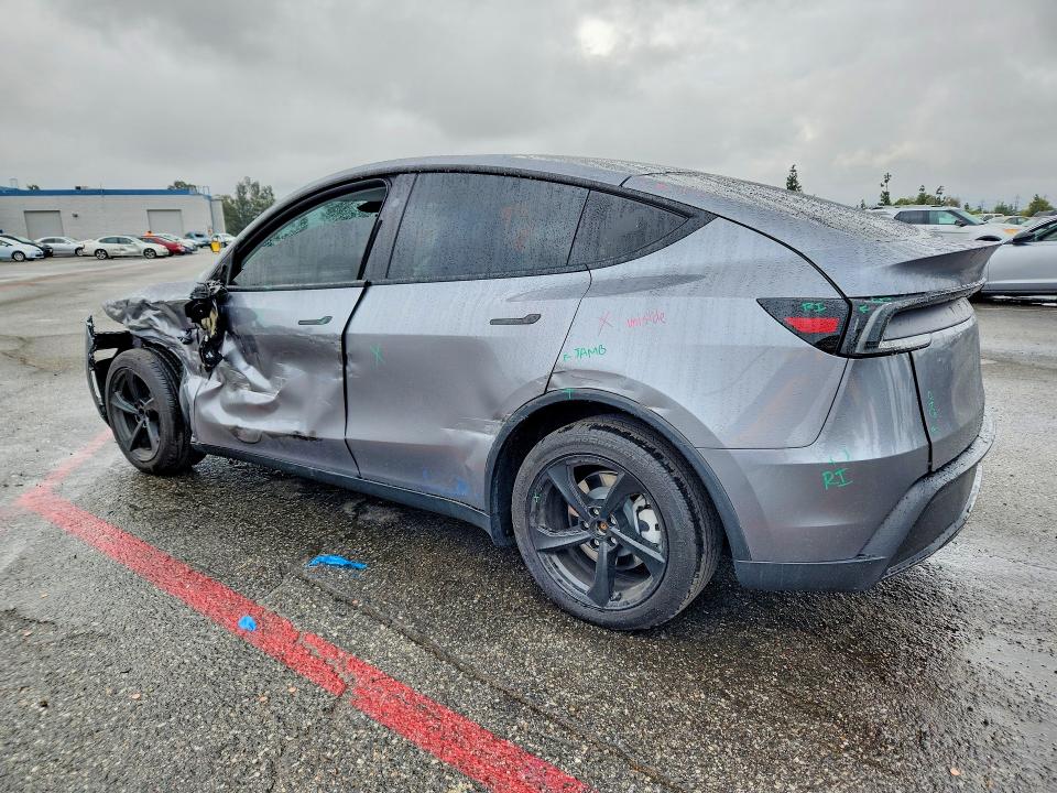 Photo 2 from auction – 2026 TESLA MODEL Y with VIN 7SAYGDEE5TF358620