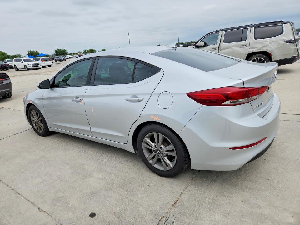 Photo 2 from auction – 2017 HYUNDAI ELANTRA with VIN 5NPD84LF3HH019870