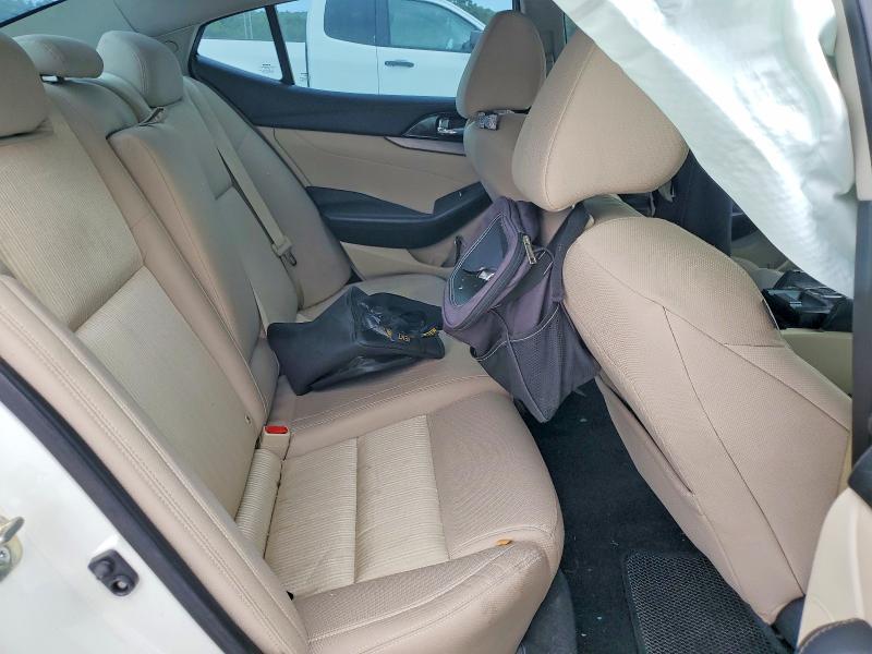 Снимка 10 от търг – 2016 NISSAN MAXIMA с VIN 1N4AA6AP4GC906912