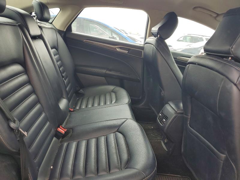 Photo 10 from auction – 2020 FORD FUSION with VIN 3FA6P0CD1LR130688