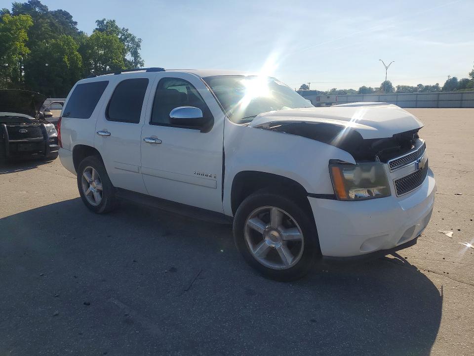 Photo 4 from auction – 2008 CHEVROLET TAHOE. with VIN 1GNFC130X8R171999