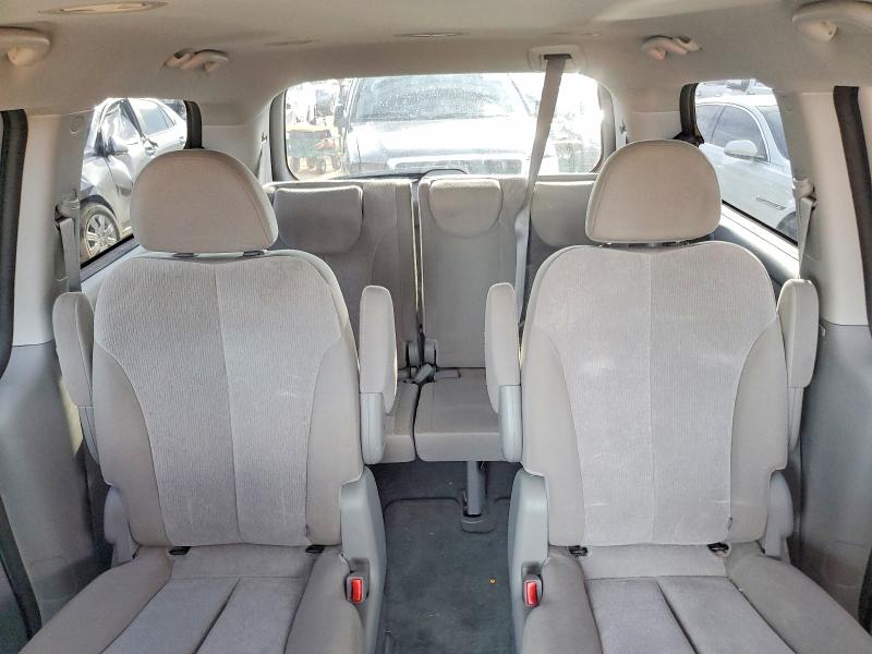 Photo 10 from auction – 2012 KIA SEDONA with VIN KNDMG4C76C6421333