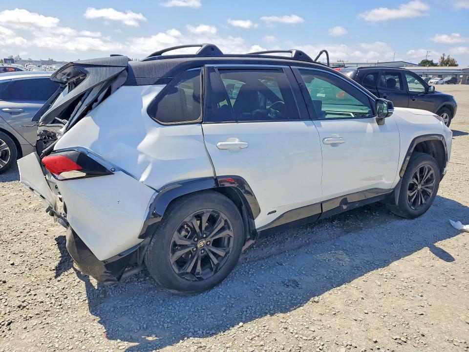 صورة رقم 3 من المزاد - 2023 TOYOTA RAV4 مع VIN 2T3E6RFV8PW039081