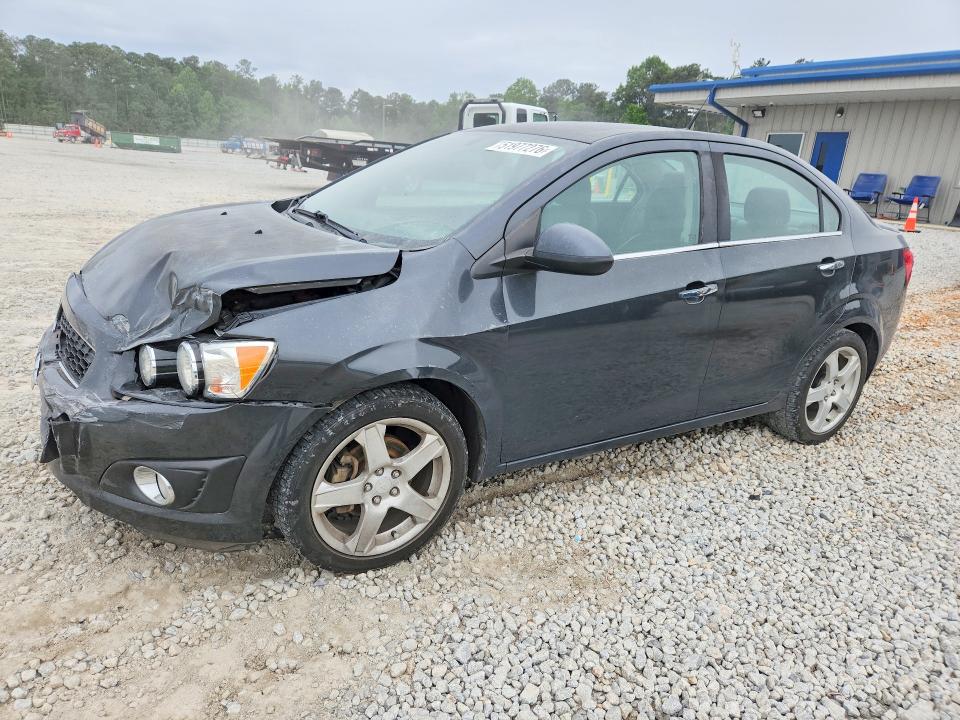 CHEVROLET SONIC 2014 with VIN 1G1JE5SB8E4230394 - Photo from auction