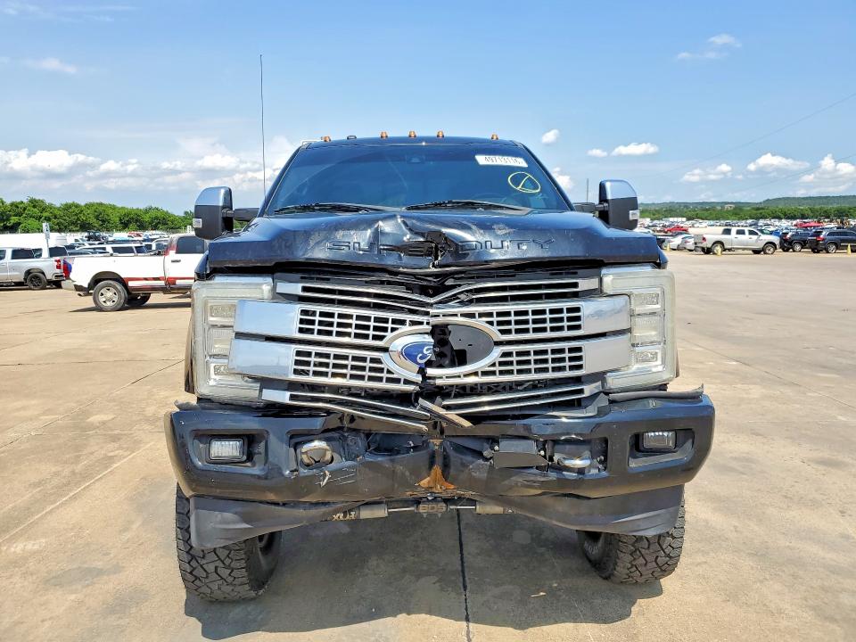 Photo 5 from auction – 2017 FORD F350 with VIN 1FT8W3DT2HED25903