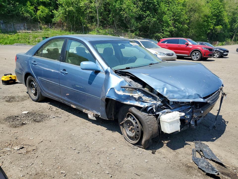 Photo 4 from auction – 2002 TOYOTA CAMRY with VIN 4T1BE32K02U564829