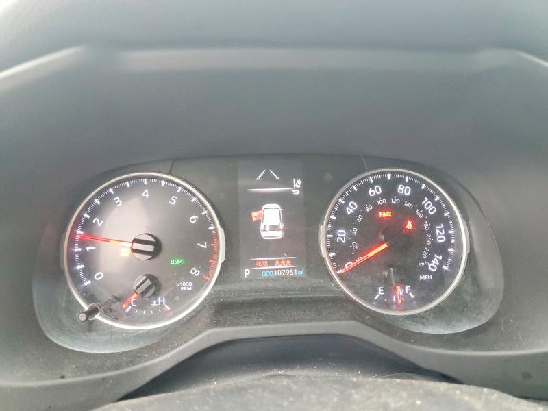 Photo 9 from auction – 2020 TOYOTA RAV4 with VIN JTMP1RFV8LD049060