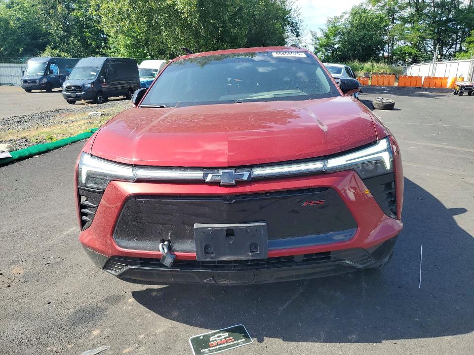 Photo 5 from auction – 2025 CHEVROLET BLAZER with VIN 3GNKDCRM7SS244414