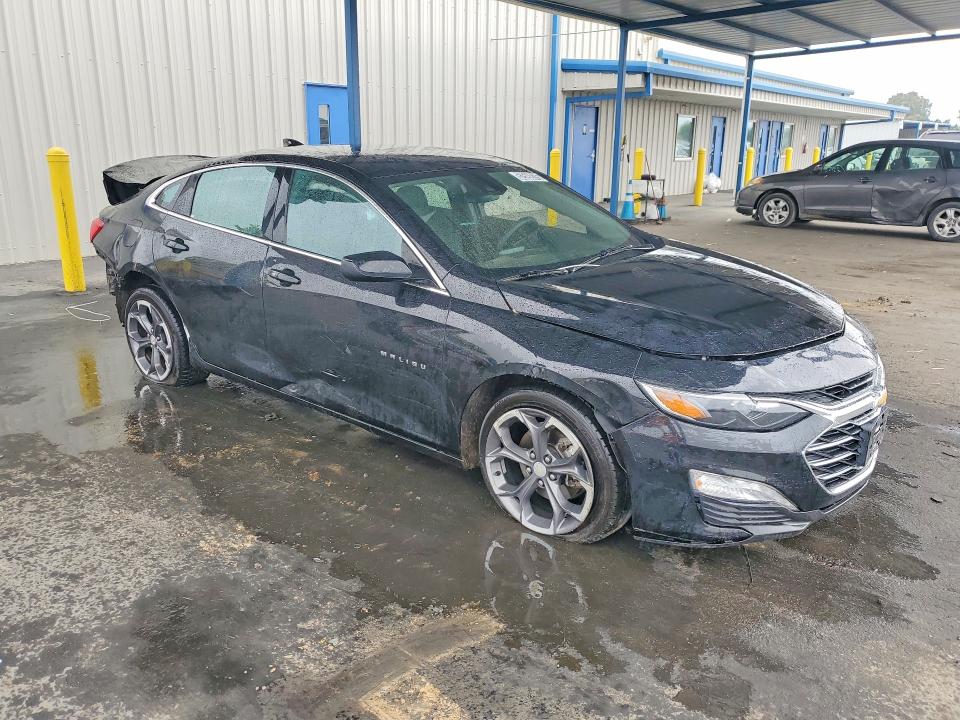 Photo 4 from auction – 2023 CHEVROLET MALIBU with VIN 1G1ZD5ST5PF134339