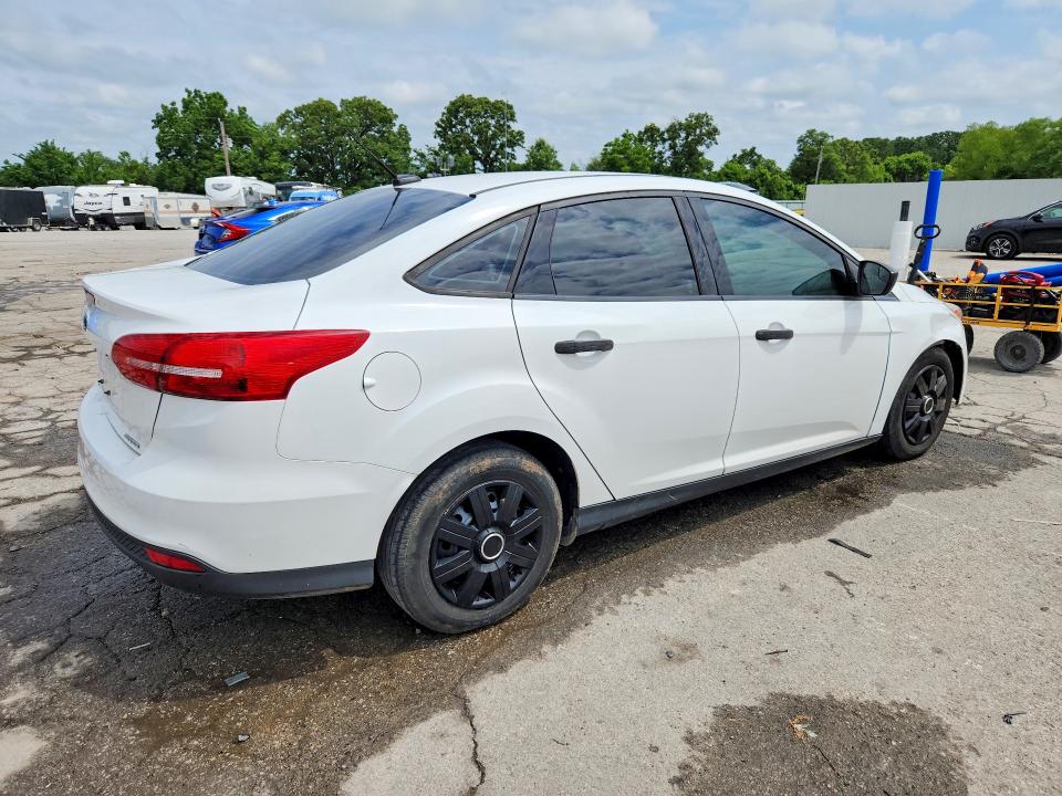Photo 3 from auction – 2015 FORD FOCUS with VIN 1FADP3E29FL379991