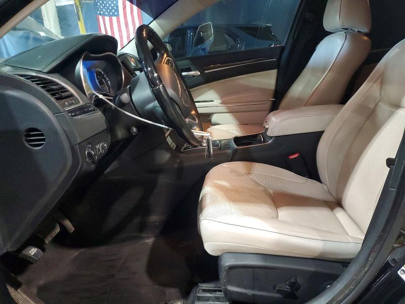 Фото 7 с аукциона – 2018 CHRYSLER 300 с VIN 2C3CCAKG0JH165231