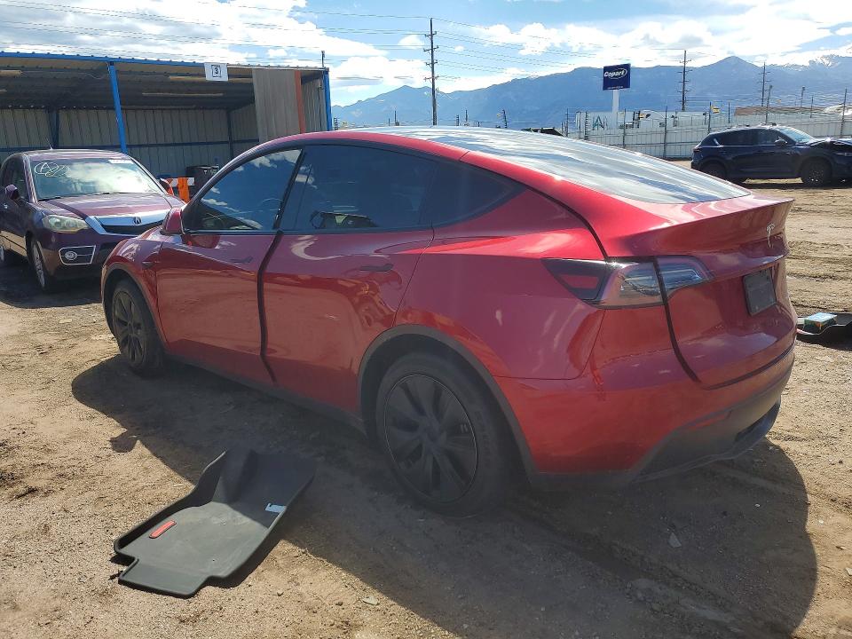 Photo 2 from auction – 2025 TESLA MODEL Y with VIN 7SAYGDEE1SF307405
