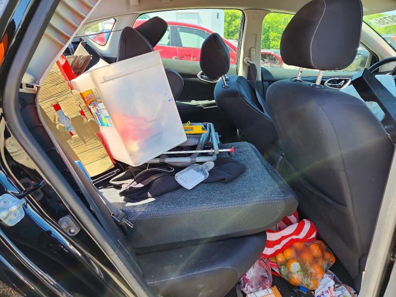 Photo 10 from auction – 2018 NISSAN SENTRA with VIN 3N1AB7APXJY273718