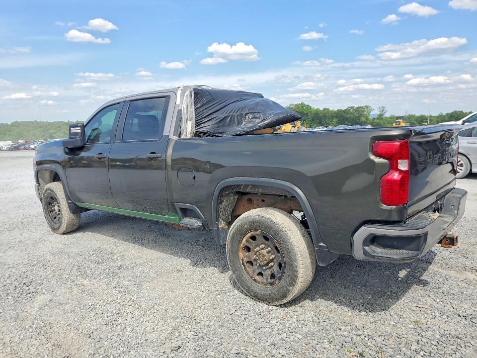 Photo 2 from auction – 2022 CHEVROLET SILVERADO with VIN 1GC4YME77NF230369
