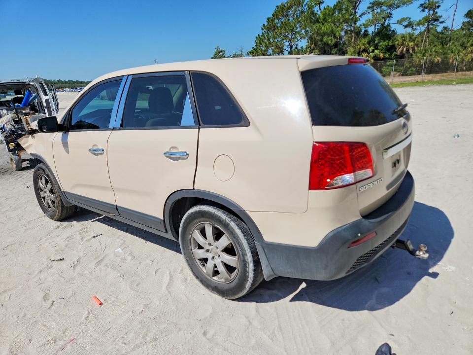Photo 2 from auction – 2012 KIA SORENTO with VIN 5XYKT3A18CG189066
