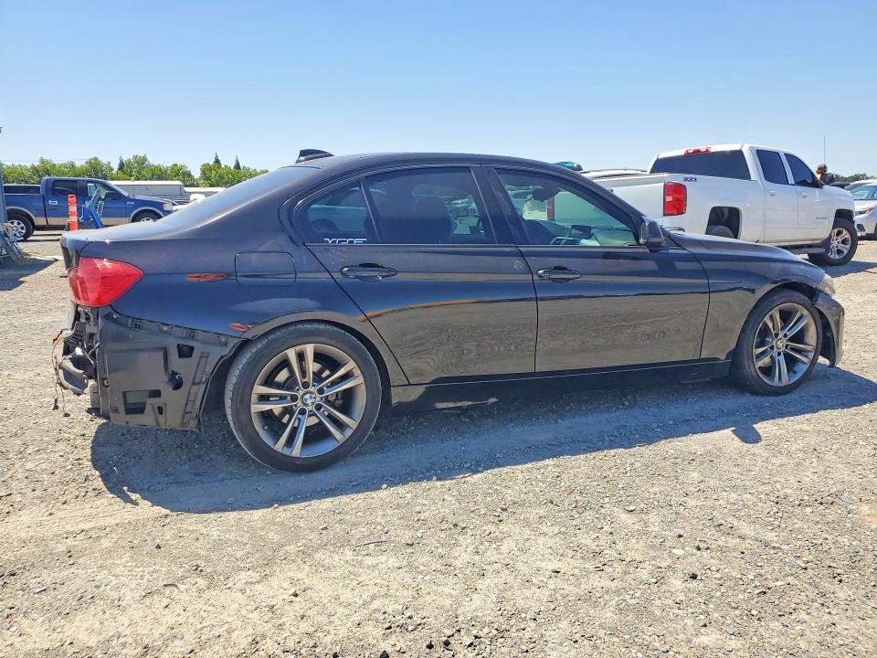 Photo 3 from auction – 2014 BMW 328 with VIN WBA3C1C50EK111030